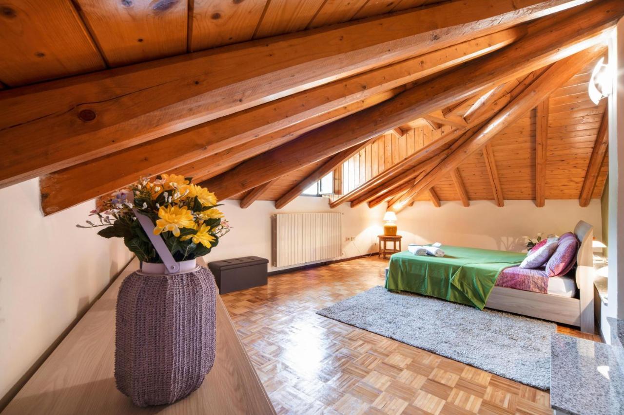 Mansarda Fra Monte E Lago Apartment Esino Lario Екстериор снимка