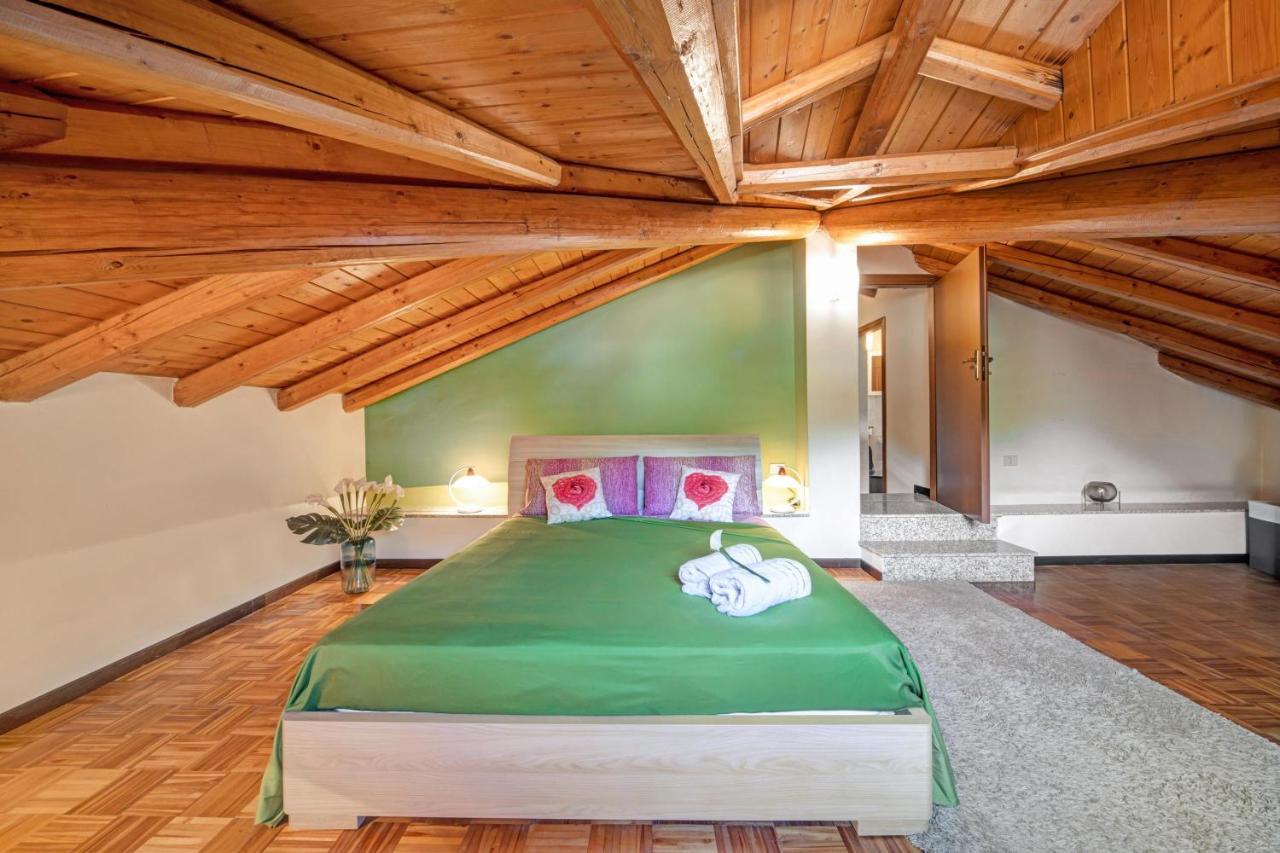 Mansarda Fra Monte E Lago Apartment Esino Lario Екстериор снимка