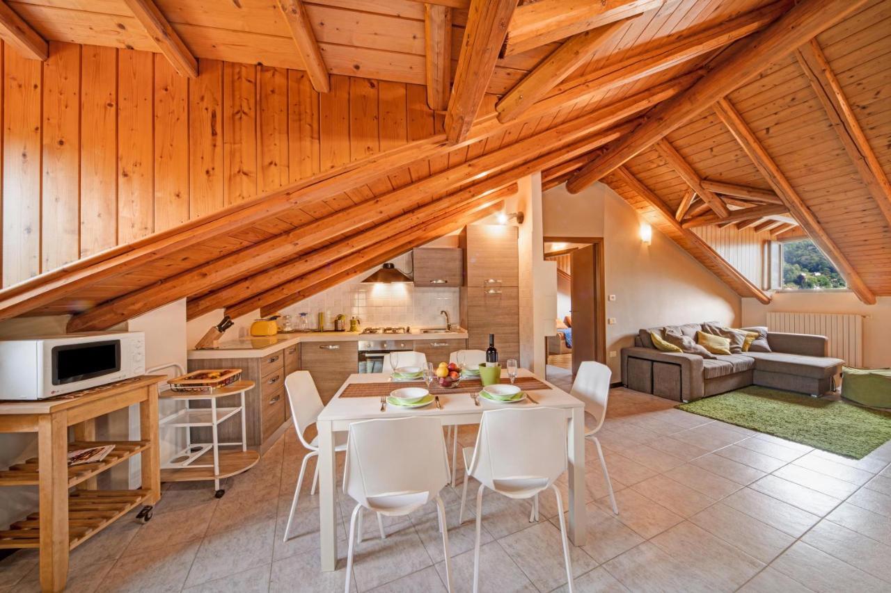 Mansarda Fra Monte E Lago Apartment Esino Lario Екстериор снимка